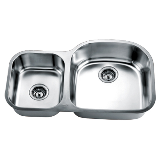 Kitchen Sinks - 32-13/16'' W Economy Series 18-Gauge Stainless Steel ...